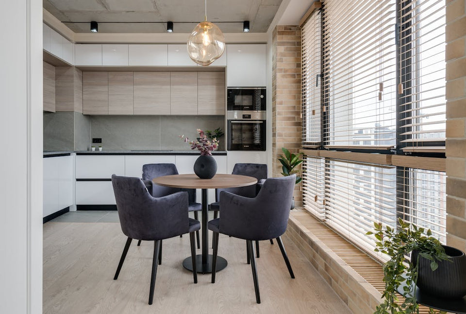 Motorized Blinds Buying Guide: Everything You Need to Know