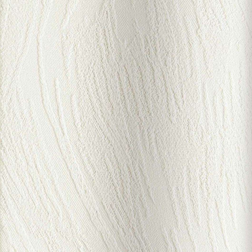 Color - Wanderlust PVC Vertical Snowdrift